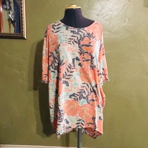 Lularoe Baggy Simply Comfortable Shirt